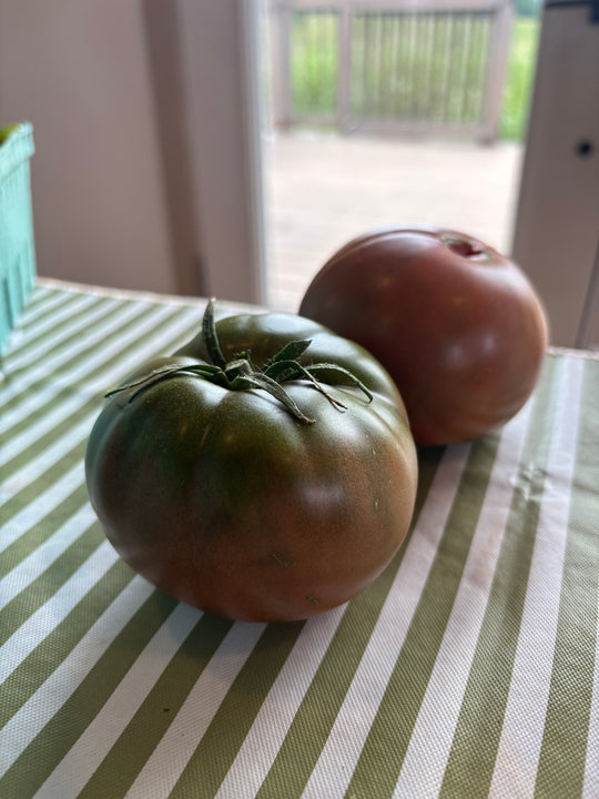 Slicing Heirloom Tomatoes